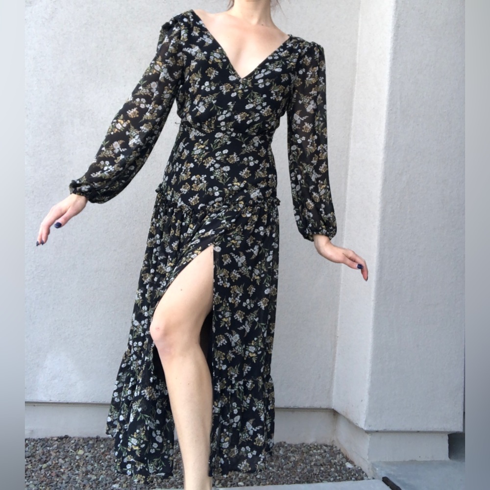 ASTR the label bohemian maxi black yellow floral long sleeve dress - Picture 2 of 14